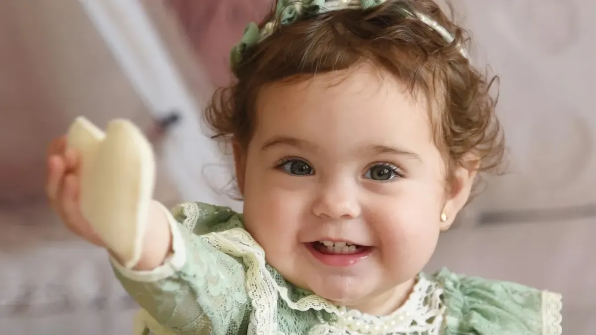 delfina-heckerwebp