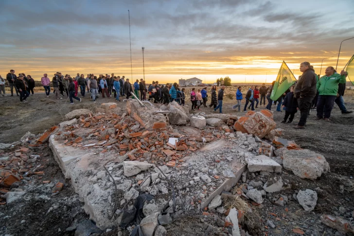 CARAVANA-OSVALDO-BAYER-04099-728x485