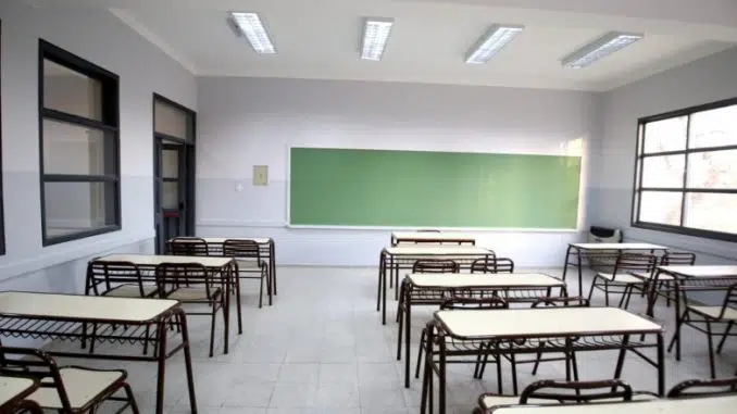 aulas-escuelas-678x381-1.jpg