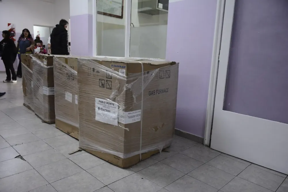 WhatsApp_Image_2025-04-11_at_14.13.55-1536x1023