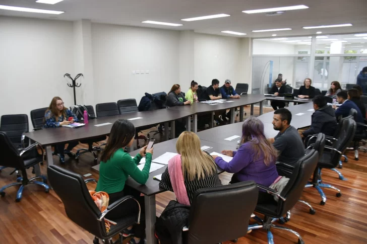 paritaria-estatales-santa-cruz-JS-728x485