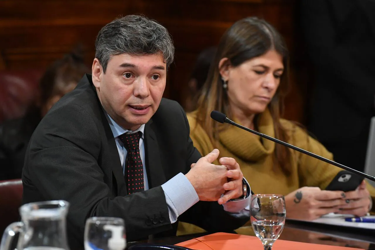 marcelo-bersanelli-en-la-reunion-de-la-comision-EI7VABWIQZB7VMQ4QYGKXGKHQY