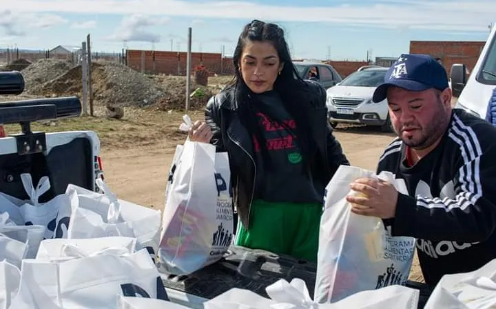 9b1ad2f110e94768d72659b8e5e4eaa8