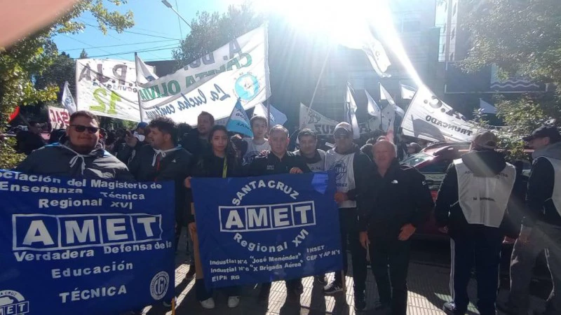 67db682a97fe3_800_450!