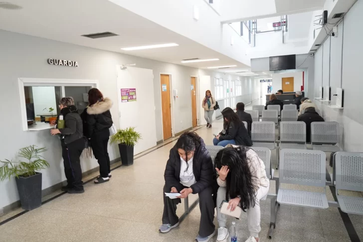 guardia-hospital-regional-de-rio-gallegos-1-728x486