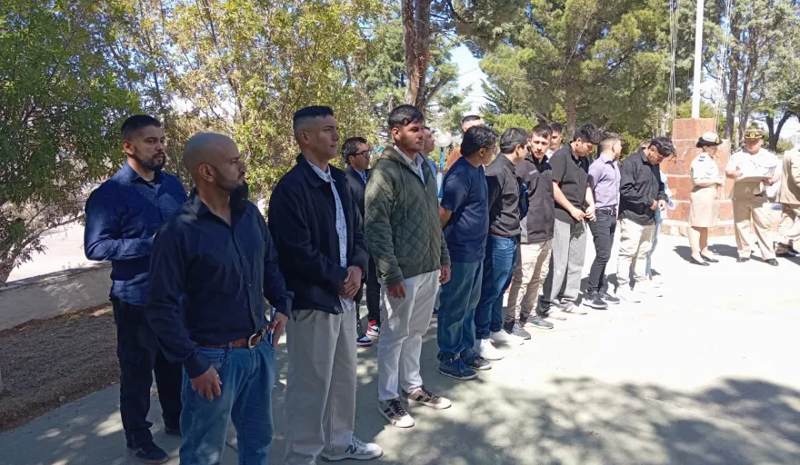 20251209042856_whatsapp-image-2025-12-04-at-20-20-52-1