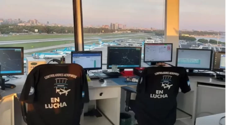 paro-de-controladores-aereos-728x403