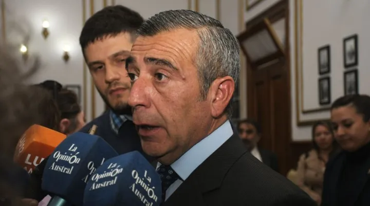 42f1d9ba1d12d1f780992ed5cec3e589