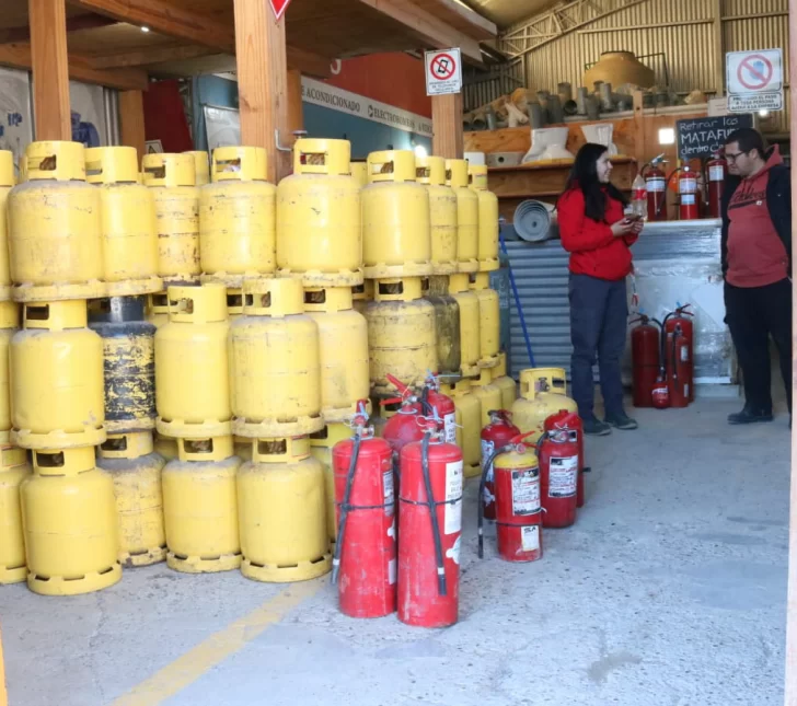 garrafas-de-gas-caleta-olivia-1-728x645