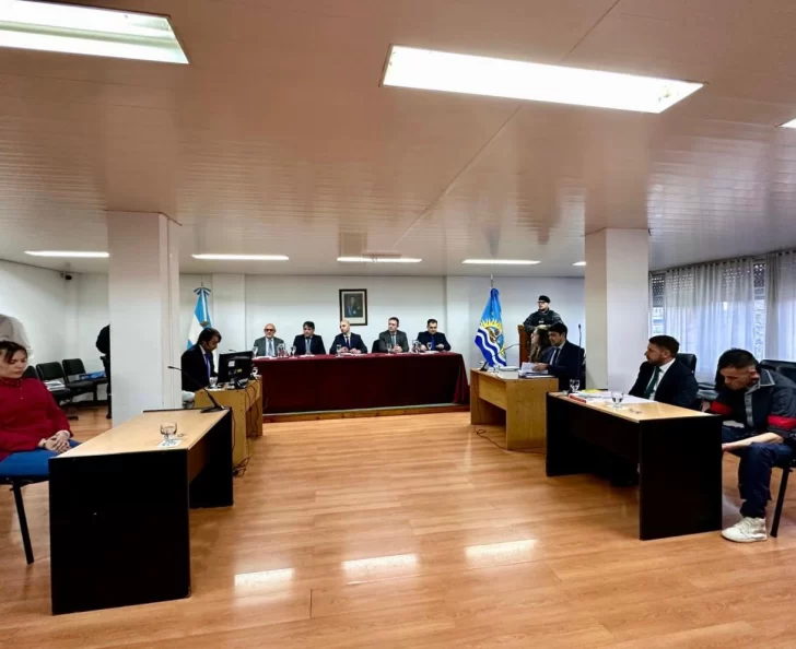 503859084_743519014716176_2120124114748049481_n-728x594